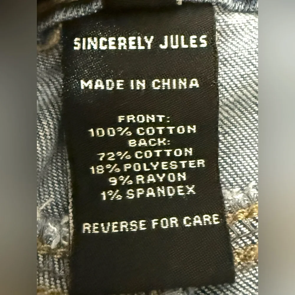 Sincerely Jules Cropped High Rise Straight Leg Distressed Jeans Size 5